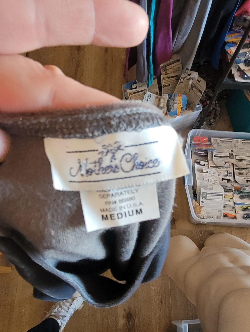 Mother’s Choice Velour Top Medium Gray Snowflake Print Long Sleeve Cozy Lounge S - Picture 3 of 3